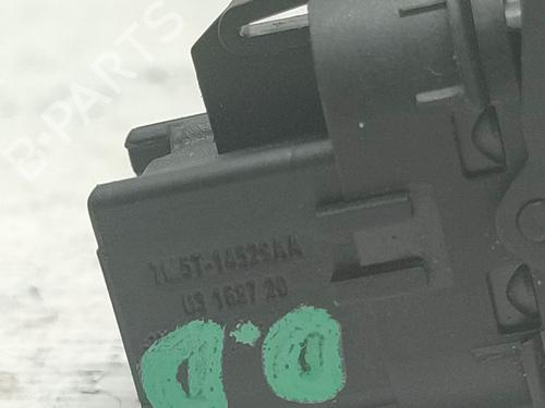 Right front window switch FORD KUGA I 2.0 TDCi | BP30115260I26 