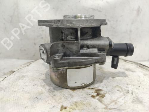Pompe à vide RENAULT MEGANE II (BM0/1_, CM0/1_) 1.5 dCi (BM1E, CM1E) (106 hp) 23132879