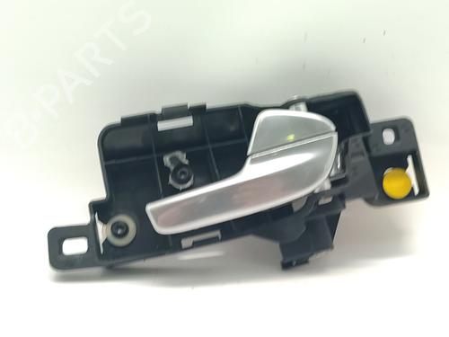 Højre bagtil invendig håndtag Højre bagtil invendig håndtag FORD MONDEO IV (BA7) 1.8 TDCi (125 hp) 39654591 39654591