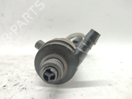 Washer pump MITSUBISHI OUTLANDER II (CW_W) 2.2 DI-D | BP30055833E24 