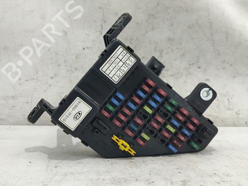 Used Fuse box KIA SPORTAGE II (JE_, KM_) [2004-2011]  28294108