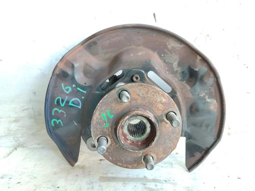 Used Left front steering knuckle TOYOTA COROLLA (_E12_) 2.0 D-4D (CDE120R, CDE120L_) (110 hp) 29008721