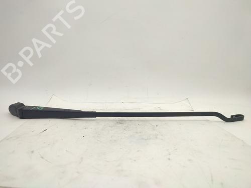 Used Front windshield wiper arm PEUGEOT 205 II (20A/C) [1987-2000]  31651116