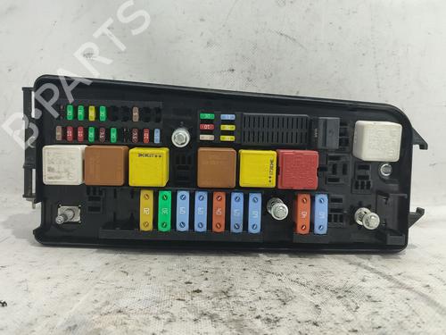 Zekeringkast OPEL VECTRA C (Z02) [2002-2009]  24358496