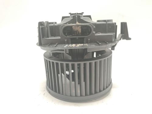 Used Heater blower motor Heater blower motor RENAULT MEGANE II (BM0/1_, CM0/1_) 1.5 dCi (BM02, BM13, BM2A, CM02, CM13) (101 hp) 34396529 34396529
