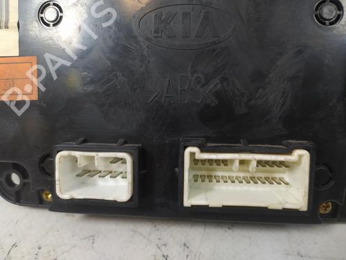 Climate control KIA CERATO I Saloon (LD) 1.6 | BP13092269I5 
