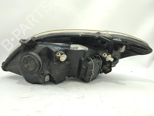 Right headlight TOYOTA COROLLA (_E12_) 2.0 D-4D (CDE120R, CDE120L_) | BP29232935C29 
