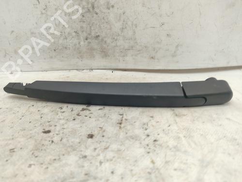 Used Rear windshield wiper arm PEUGEOT 3008 I MPV (0U_) 1.2 (131 hp) 26010020