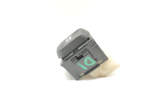 Used Left front window switch CITROËN XSARA (N1) 1.6 16V (109 hp) 30818469