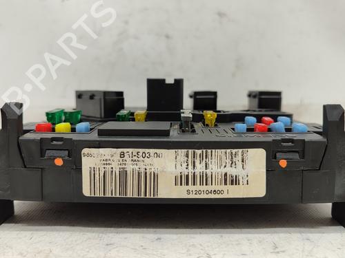 Fuse box PEUGEOT 407 (6D_)  | BP21057655E1 