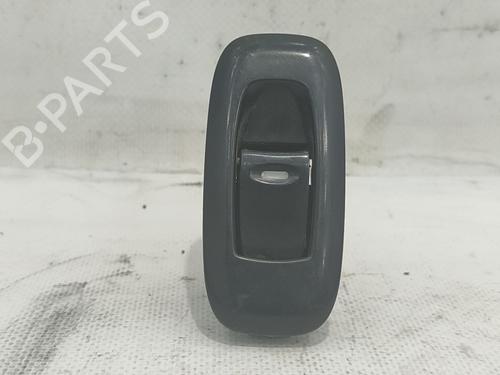 Used Right rear window switch MAHINDRA GOA 2.5 CRDe AWD (107 hp) 23425525