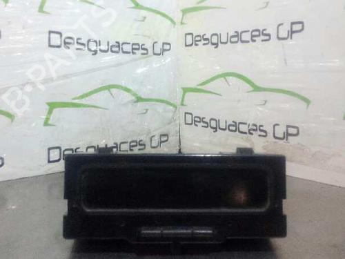 Used Display monitor RENAULT CLIO II (BB_, CB_) [1998-2016]  7133660