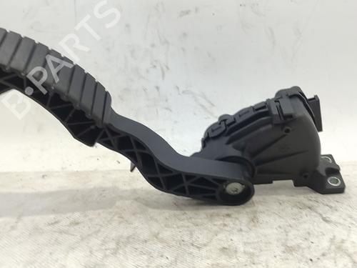 Pedal Pedal RENAULT LAGUNA II Grandtour (KG0/1_) 2.2 dCi (KG0F) (150 hp) 33704431 33704431