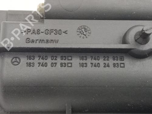 Tailgate handle MERCEDES-BENZ M-CLASS (W163) ML 270 CDI (163.113) | BP26398997C132 