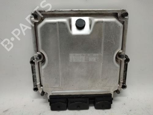 Used Engine control unit (ECU) PEUGEOT EXPERT (224_) 2.0 HDI (109 hp) 30611251