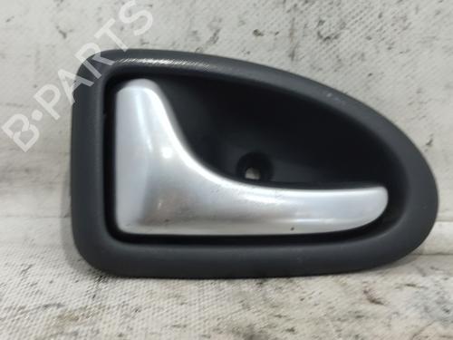 Front left interior door handle RENAULT MEGANE I Classic (LA0/1_) 1.9 dCi (LA05, LA1F) 8200028994
