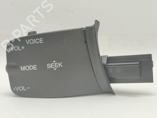 Stuurwielbediening FORD FOCUS II (DA_, HCP, DP) [2004-2013]  19315477