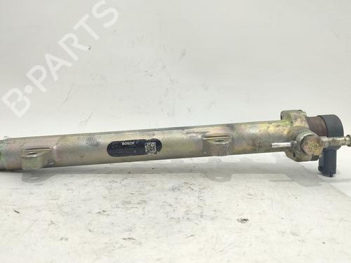 Used Injection rail OPEL CORSA C (X01) 1.3 CDTI (F08, F68) (70 hp) 32319305