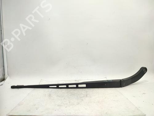 Used Front windshield wiper arm AUDI A6 C6 (4F2) 2.0 TDI (140 hp) 32235425
