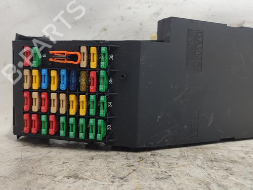 Used Fuse box PEUGEOT 605 (6B) [1989-1999]  18077139