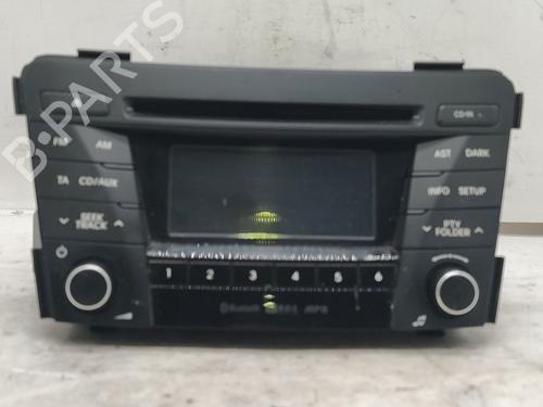 Used Radio HYUNDAI i40 I CW (VF) 1.7 CRDi (116 hp) 24701384
