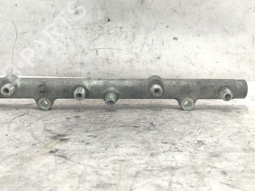 Injection rail LAND ROVER FREELANDER I (L314) 2.0 Td4 4x4 | BP27575588M98 
