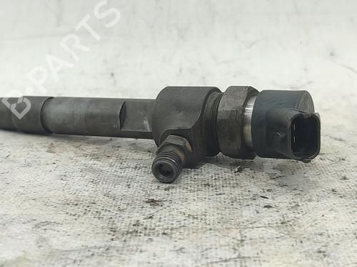 Used Injector Injector FIAT STILO (192_) 1.9 JTD (192_XF1A) (80 hp) 35755179 35755179