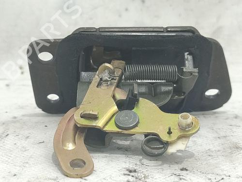 Tailgate lock HYUNDAI SANTA FÉ I (SM) 2.0 CRDi 4x4 | BP25745776C101 