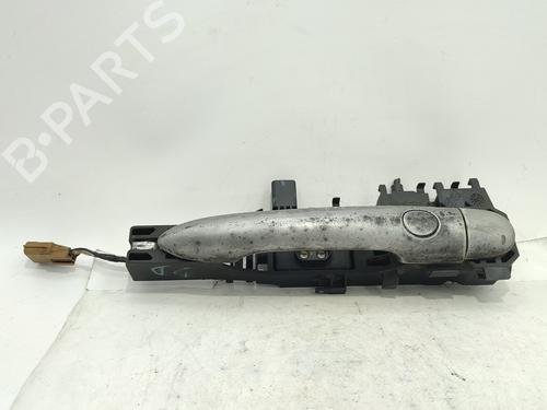 front-right-exterior-door-handle-renault-megane-ii-bm01_-cm01_-2001-2002-2003-2004-2005-2006-2007-2008-2009-2010-2011-2012-32220423 main image