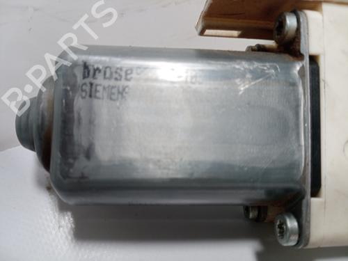 Left rear window motor LAND ROVER DISCOVERY III (L319) 2.7 TD 4x4 | BP7141582E23 