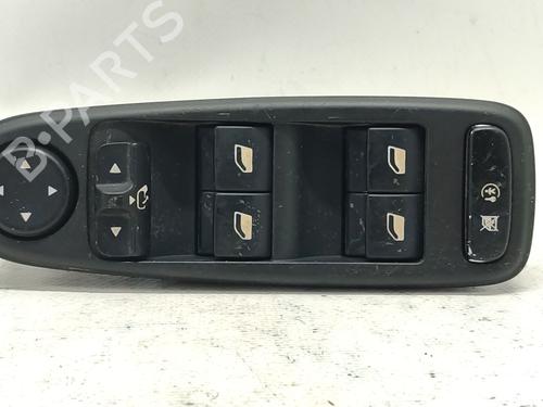 Used Left front window switch Left front window switch 36567287 36567287