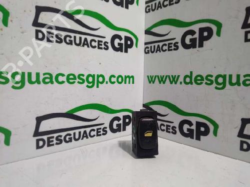 Used Right rear window switch PEUGEOT 307 (3A/C) 2.0 HDi 90 (90 hp) 7146457