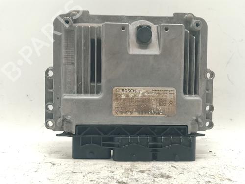 Used Engine control unit (ECU) PEUGEOT PARTNER Tepee 1.6 HDi / BlueHDi 75 (75 hp) 30686151