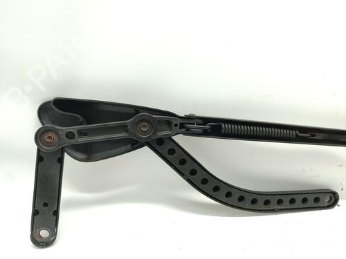 Front windshield wiper arm RENAULT GRAND SCÉNIC II (JM0/1_) 1.9 dCi (JM0G, JM12, JM1G, JM2C) | BP29921072C143 