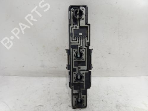 Used Lamp holder MERCEDES-BENZ VITO Van (W638) 110 D 2.3 (638.074, 638.078) (98 hp) 25882867