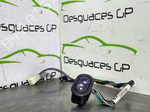 Used Right front window switch OPEL CORSA B (S93) 1.0 i 12V (F08, F68, M68) (54 hp) 7135569