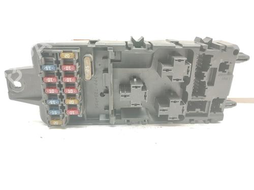 Used Fuse box MITSUBISHI CARISMA (DA_) 1.9 DI-D (DA5A) (115 hp) 23075874