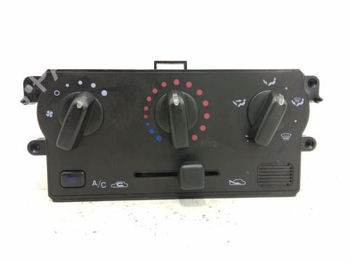 Used Climate control Climate control NISSAN MICRA II (K11) 1.0 i 16V (K11) (54 hp) 33989485 33989485