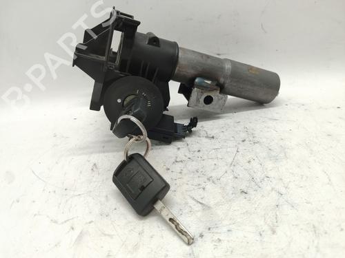 Used Ignition barrel OPEL MERIVA A MPV (X03) 1.6 16V (E75) (100 hp) 30161986