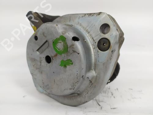 Used Engine mount BMW 5 (E60) 525 d (197 hp) 9588690