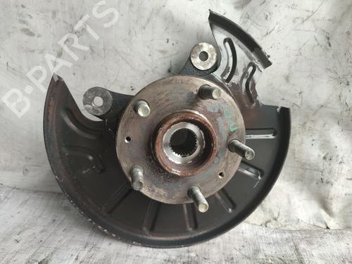 Right front steering knuckle LAND ROVER FREELANDER I (L314) 2.0 Td4 4x4 | BP27575592M26 