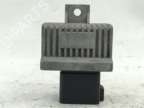 Used Electronic module RENAULT CLIO II (BB_, CB_) 1.5 dCi (B/CB07) (65 hp) 30832267