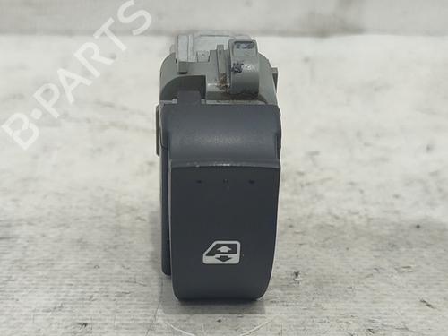 Used Right front window switch RENAULT SCÉNIC II (JM0/1_) 1.5 dCi (JM1E, JM16) (106 hp) 22761617