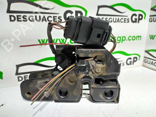 Used Hood lock VW TOUAREG (7LA, 7L6, 7L7) 5.0 V10 TDI (313 hp) 8778912