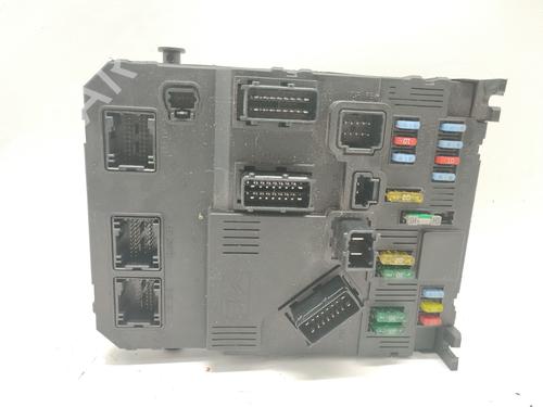 Used Fuse box Fuse box PEUGEOT 407 (6D_) 2.2 (6D3FZE, 6D3FZH) (158 hp) 34344750 34344750