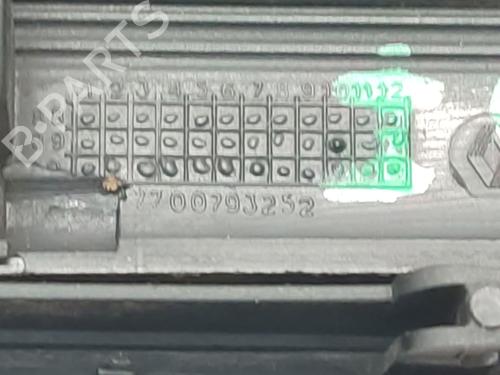 Front left exterior door handle RENAULT 19 II (B/C53_) | BP30161950C128