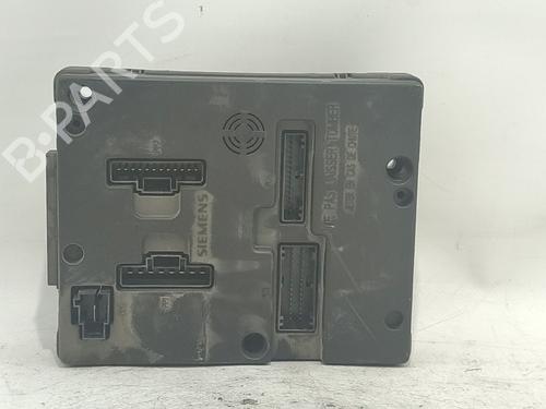 Used Fuse box Fuse box 38484691 38484691