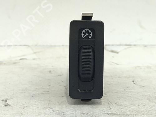 switch-bmw-3-e36-1990-1991-1992-1993-1994-1995-1996-1997-1998-32118860 main image