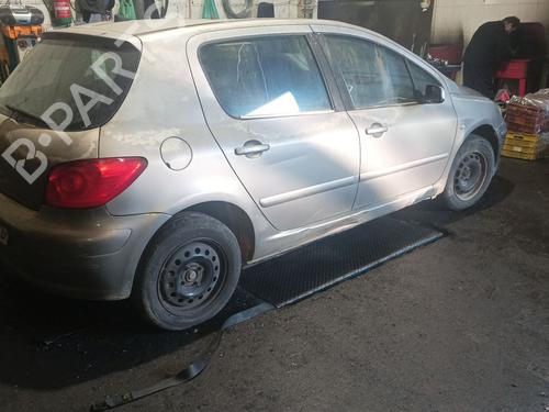 Injection rail PEUGEOT 307 (3A/C) 1.6 HDi | BP30176844M98 