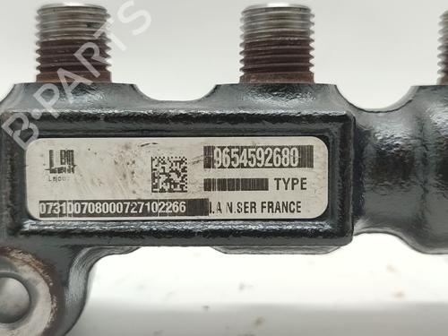 Injection rail MAZDA 3 (BK) 1.6 DI Turbo | BP33856110M98 - Image 2